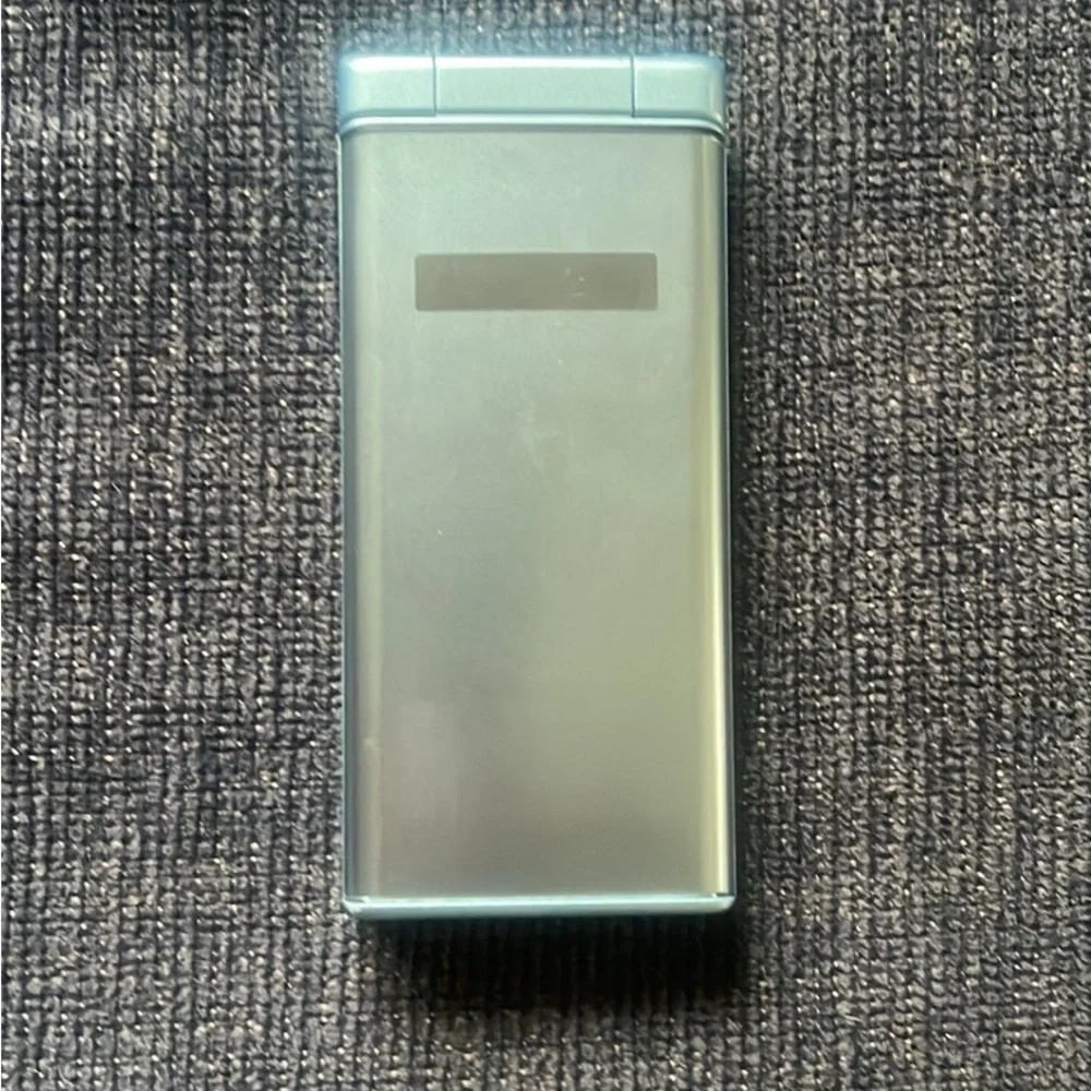 Blue Flip Phone